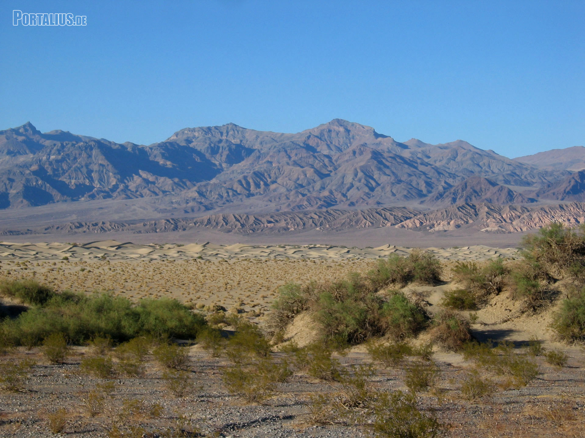 Death-Valley-National-Park-51-Sand-Dunes