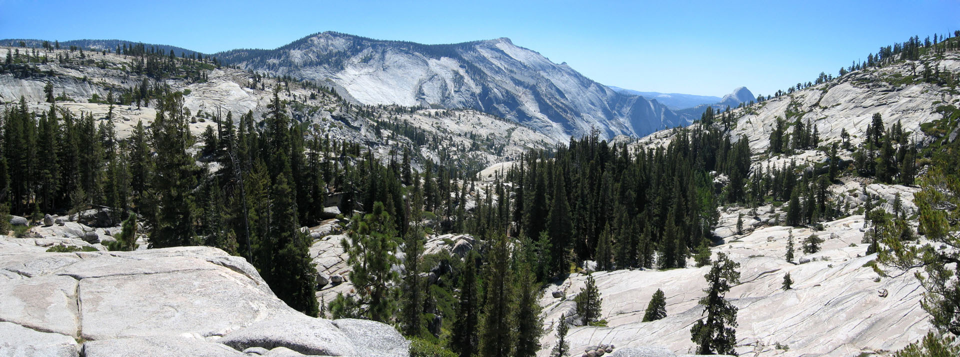 Yosemite-National-Park_Panorama_02