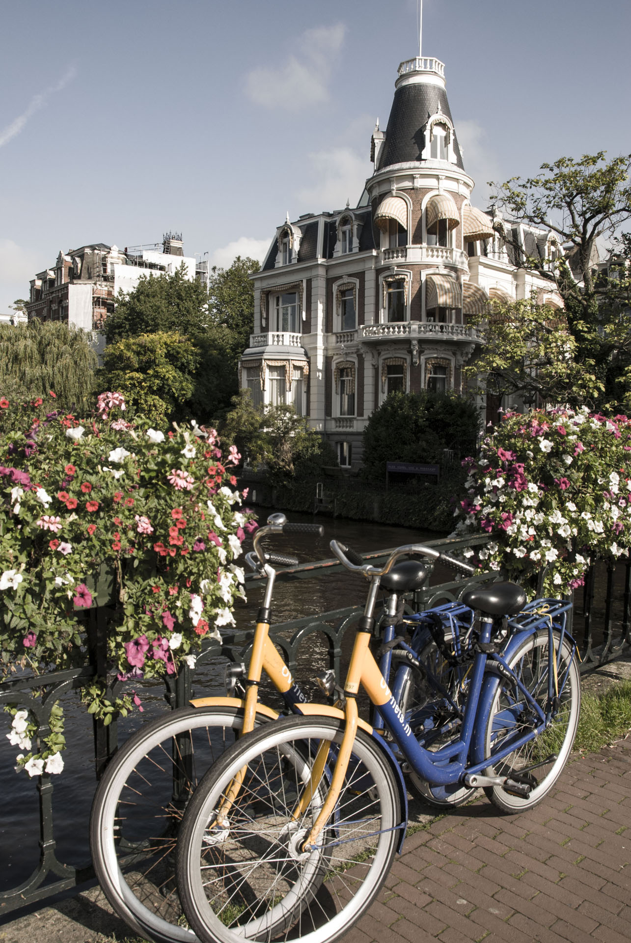 bikes-and-flowers
